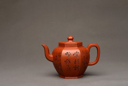 朱牧清紫砂壶 优质朱泥 刻绘老味 全手镶片 六方宫灯 挺拔俊秀  原矿朱泥