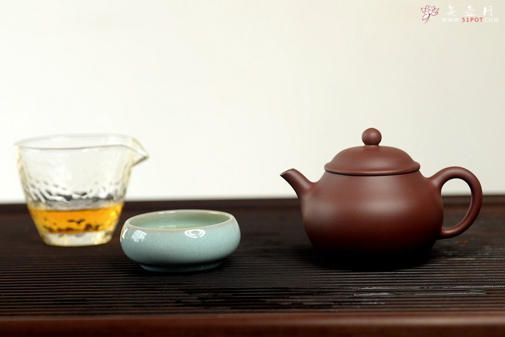 紫砂壶图片：美壶特惠 经典实用 潘壶 优质枣红泥 极易泡养 - 美壶网