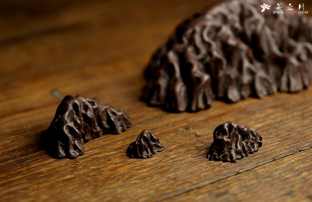 紫砂壶图片：施奇华全手摆设假山 山浪峰涛 层层叠叠  - 美壶网