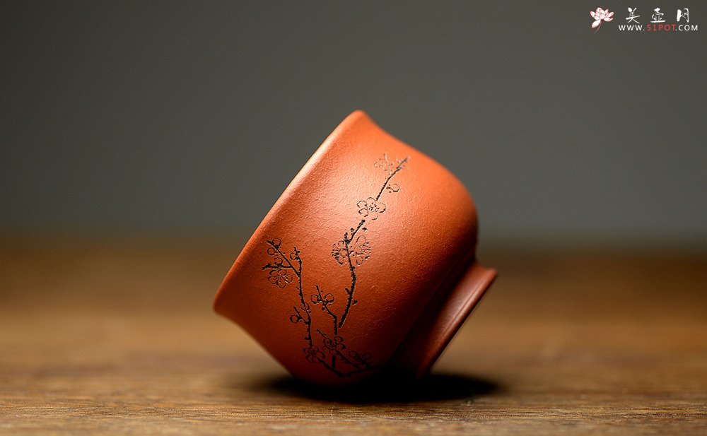 紫砂壶图片：曲峰佛陀杯 以底槽清打底粉降坡泥 精致实用  - 美壶网