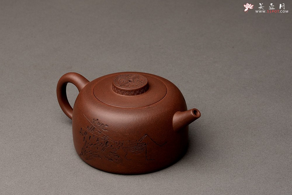 紫砂壶图片：寓意吉祥 稳重典雅 精工全手四灵井栏 - 美壶网