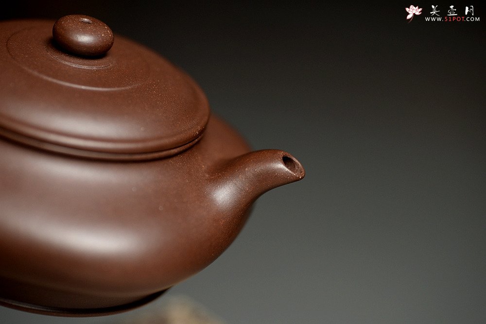 紫砂壶图片：美壶特惠 线条流畅 方圆之美 实用佳品 四方虚扁 - 美壶网