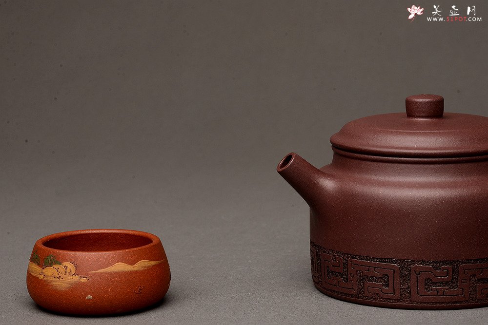 紫砂壶图片：张智耀新作 全手德钟 器型端正 耐品实用 张听刚装饰 - 美壶网