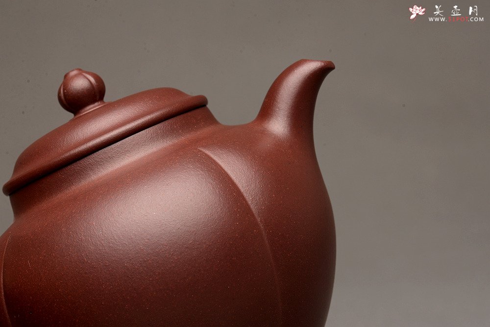 紫砂壶图片：陈进全手新作 大虚极 筋囊器型 难度之大 挺拔优雅 - 美壶网