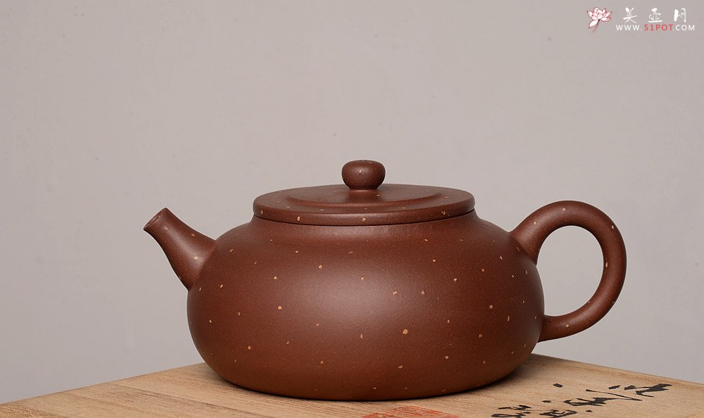 紫砂壶图片：王微全手新品 做工精致 大口实用有趣 全手铺砂锦泉 - 美壶网