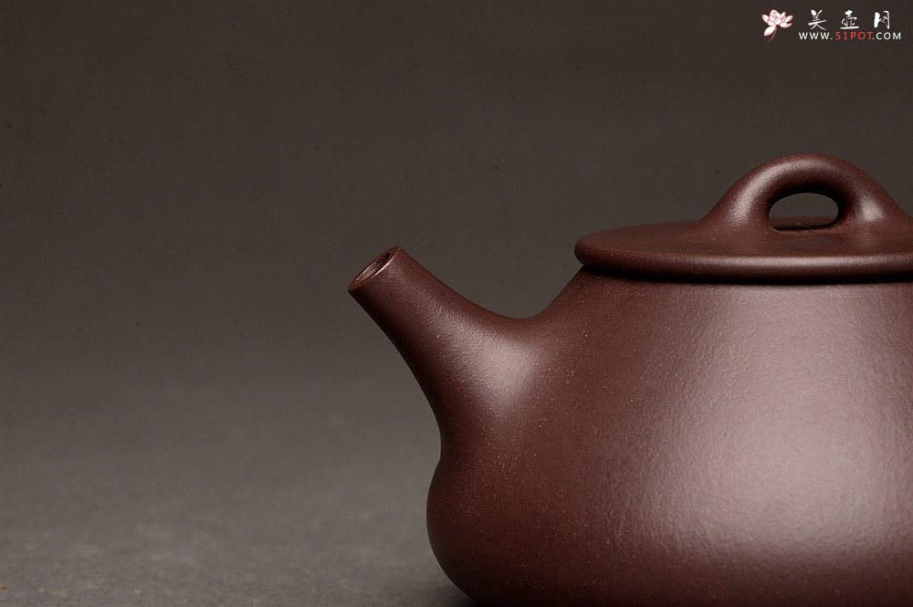 紫砂壶图片：器形周正 全手平盖石瓢 端庄秀丽 - 美壶网
