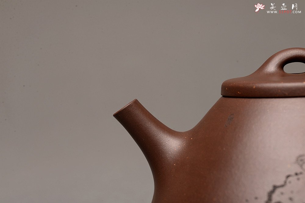 紫砂壶图片：周路健乙未冬全手精品力作 摹李寒勇子冶石瓢 耐品劲道 国师和石装饰 - 美壶网