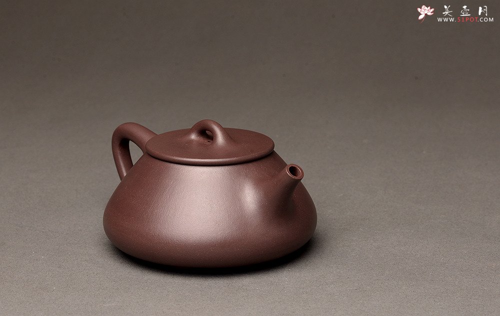 紫砂壶图片：器形周正 全手平盖石瓢 端庄秀丽 - 美壶网