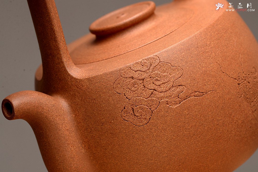紫砂壶图片：钱建荷全手新作 福乐提梁 做工精致 游心堂装饰 - 美壶网