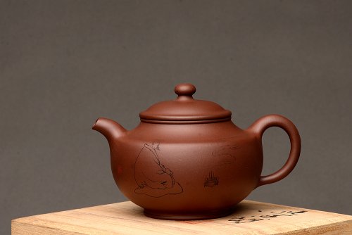 钱伟刚紫砂壶 灵巧喜人  宝鼎 原矿紫泥