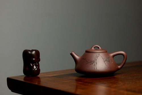 周斌紫砂壶 周斌全手子冶石瓢 做工精致 器形端正~ 骨肉均挺 原矿老紫泥 原矿紫泥