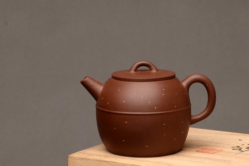 王微紫砂壶 王微全手新品 做工精致 全手铺砂巨轮 杀茶利器  原矿紫泥