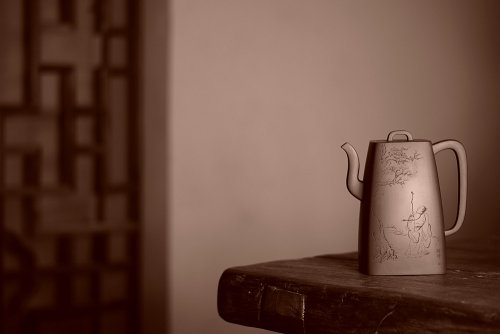 何卫枫紫砂壶 何卫枫乙未冬全手新作 强强联合 国师赵辉文气装饰 高士怀古 四方云鼎 原矿底槽清