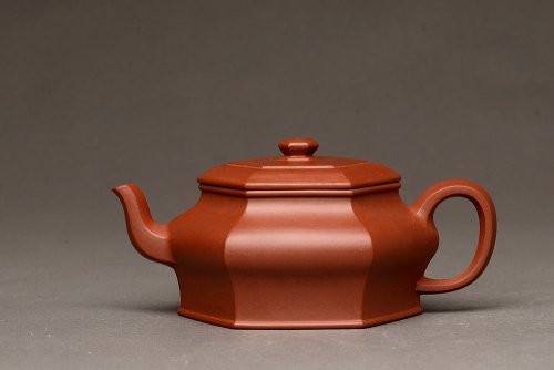 何卫枫紫砂壶 何卫枫全手新品 线条清晰流畅 全手六方虚扁 红皮龙