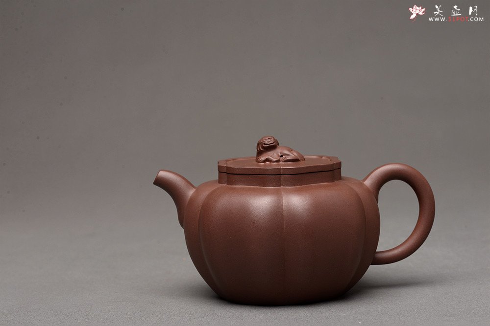 紫砂壶图片：酒虎全手 乙未冬精品佳作 做工精致 狮球二式 推荐~ 优质紫泥 - 美壶网