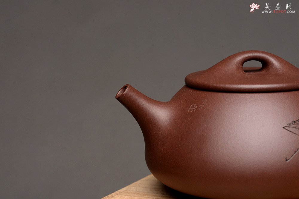 紫砂壶图片：陆轶舟作品 烹云石瓢 相映得趣 文气实用~ - 美壶网