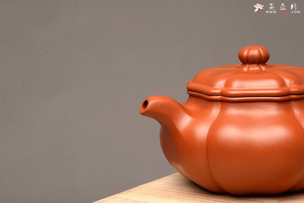 紫砂壶图片：朱泥筋囊 难得完美品  葵仿古 大口实用 丰润精美  - 美壶网