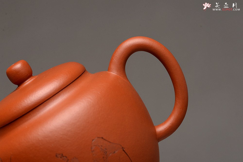 紫砂壶图片：徐亚春新品 优质朱泥 全手隐月 游心堂主人装饰 实用佳品 - 美壶网
