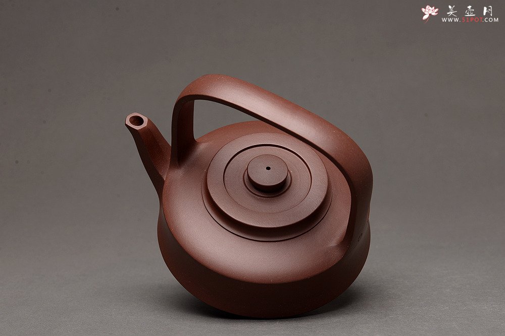 紫砂壶图片：钱建荷作品 全手经典提璧 精工典范 纯正底槽青 神韵犹存 - 美壶网