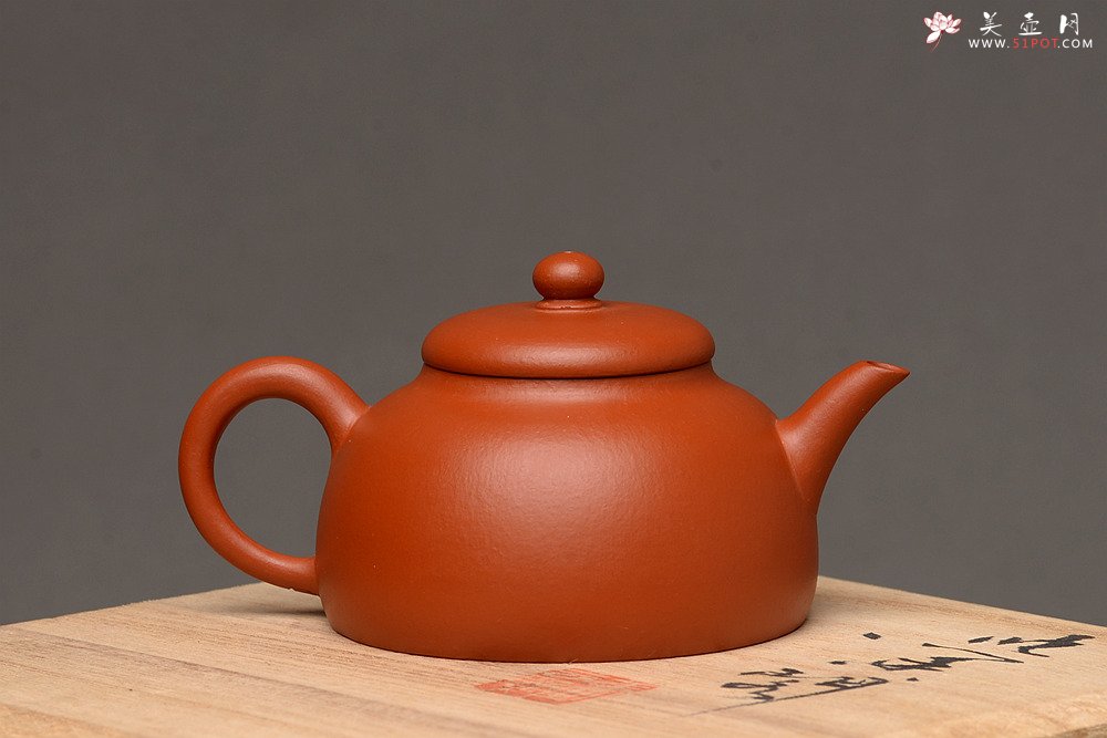 紫砂壶图片：美壶特惠 优质朱泥 娇艳迷人 逸公 秀气可人 - 美壶网