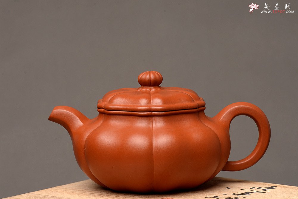 紫砂壶图片：朱泥筋囊 难得完美品  葵仿古 大口实用 丰润精美  - 美壶网