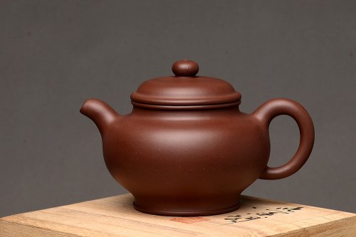 唐文紫砂壶 国助工唐文新作 传统经典 厚重大气 掇只 原矿紫泥