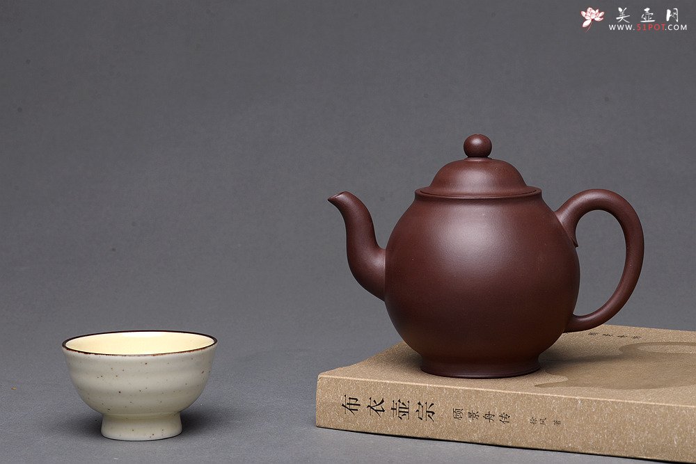 紫砂壶图片：婀娜多姿 柔美秀雅  全手高灯 精品老紫泥 - 美壶网
