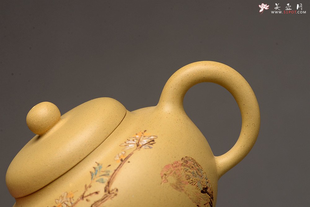 紫砂壶图片：此壶小巧文气 圆润饱满 实用有趣 本山绿圆珠  - 美壶网