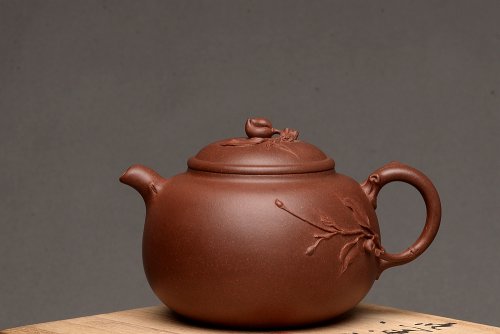 潘丹初紫砂壶 潘丹初全手力作 沉稳敦厚不失拙趣 吉祥深深 蟠桃 原矿底槽清