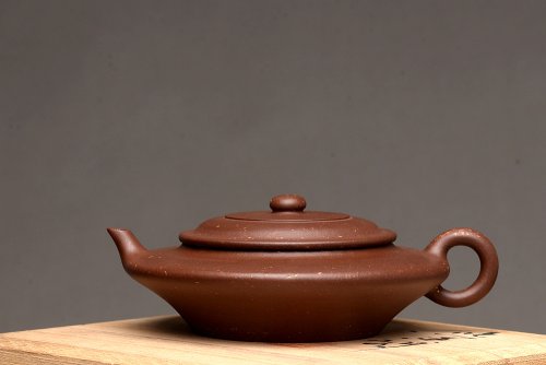 张悦紫砂壶 潜力股 全手虚扁 单片拍打 相当有难度~ 原矿紫泥