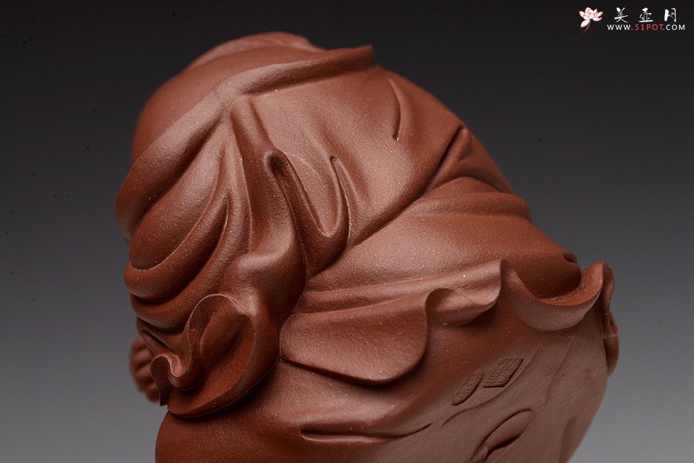 紫砂壶图片：王健徒弟刘祥新作 奢侈用料底槽青 刘海戏金蟾  - 美壶网