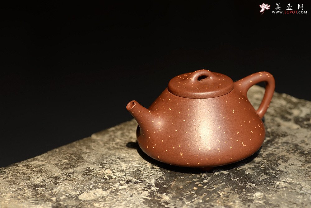 紫砂壶图片：骨肉均挺 迷人铺砂 巧克力之全手子冶石瓢 - 美壶网