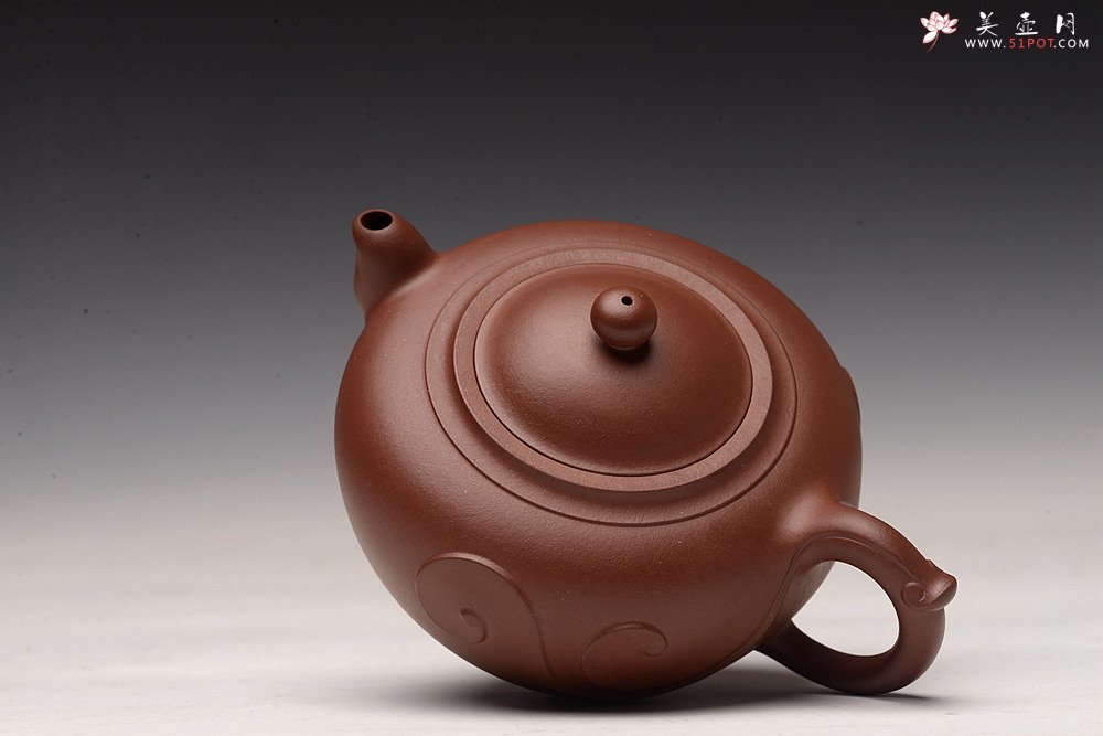紫砂壶图片：于洪霞丙申春作品 飘逸出尘 雅致 全手云水禅心 出水如注 - 美壶网