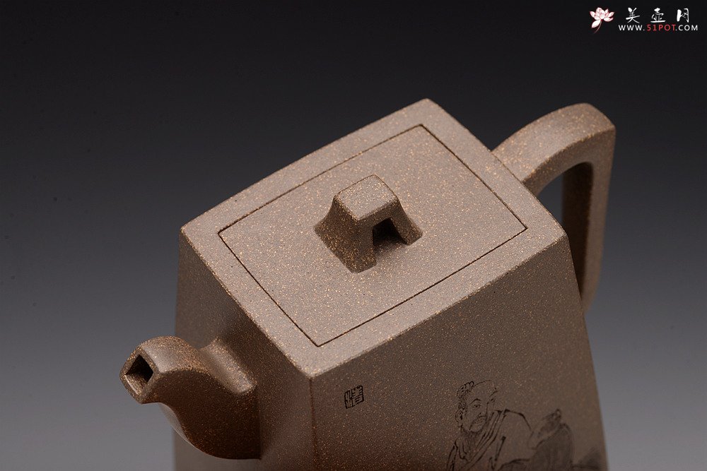 紫砂壶图片：何卫枫丙申春全手新作 毛国强徒弟刘华文气装饰 明相四方 稳中见秀 做工挺拔 - 美壶网