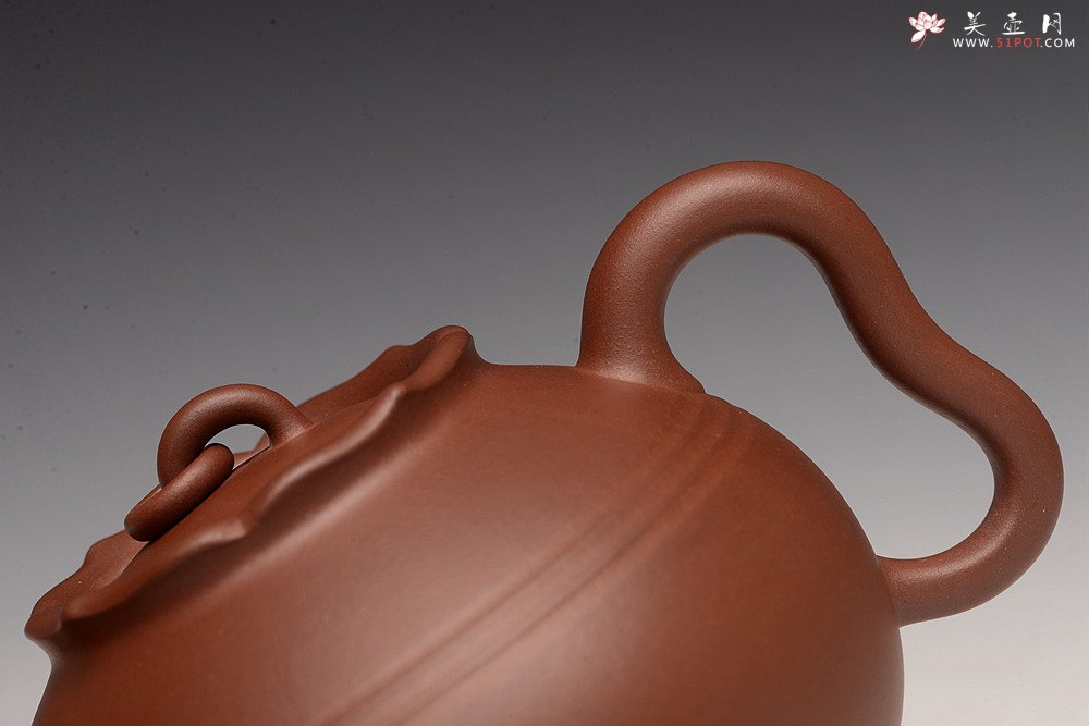 紫砂壶图片：于洪霞新作 造型敦厚 古雅可人 细节頗見功力 心心相印 全手素心 - 美壶网