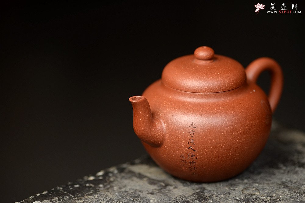 紫砂壶图片：亭亭玉立 素心静气 弯嘴莲子 - 美壶网