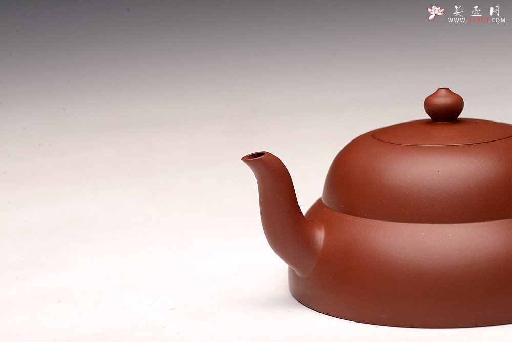 紫砂壶图片：曲峰丙申春 简朴端庄 曼生壶之笠荫 经典传统 做工精致 - 美壶网
