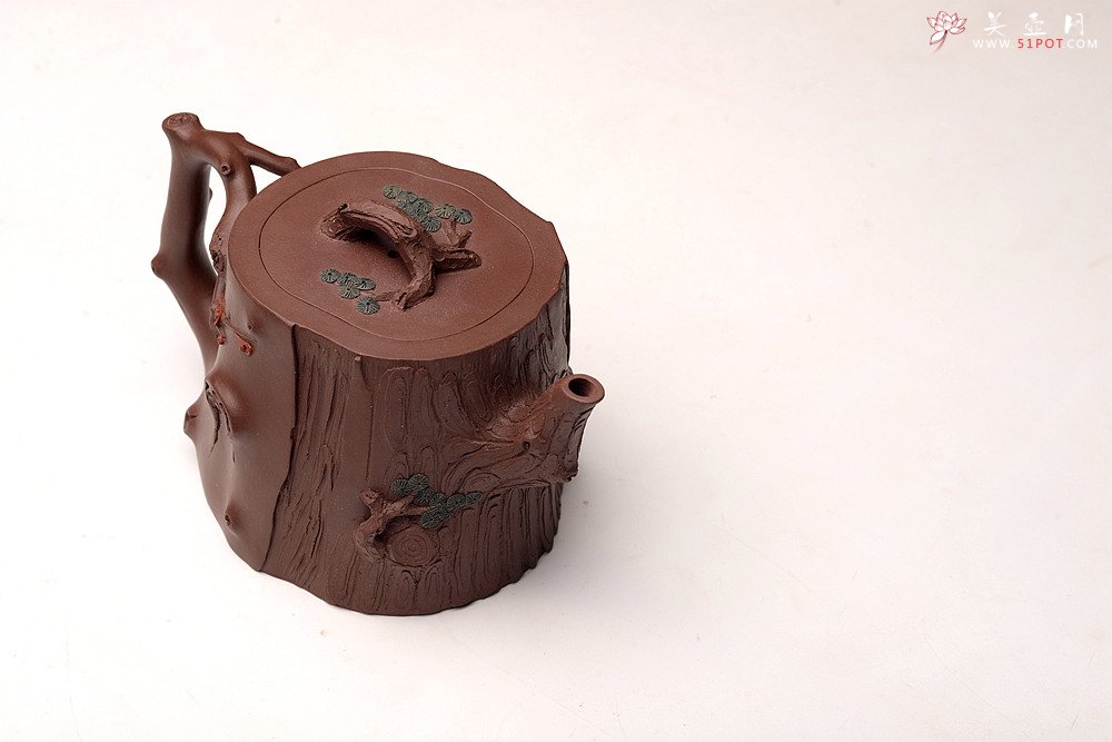 紫砂壶图片：单志萍新作 苍劲之意 古拙之风 全手松梅情深 经典作品 - 美壶网