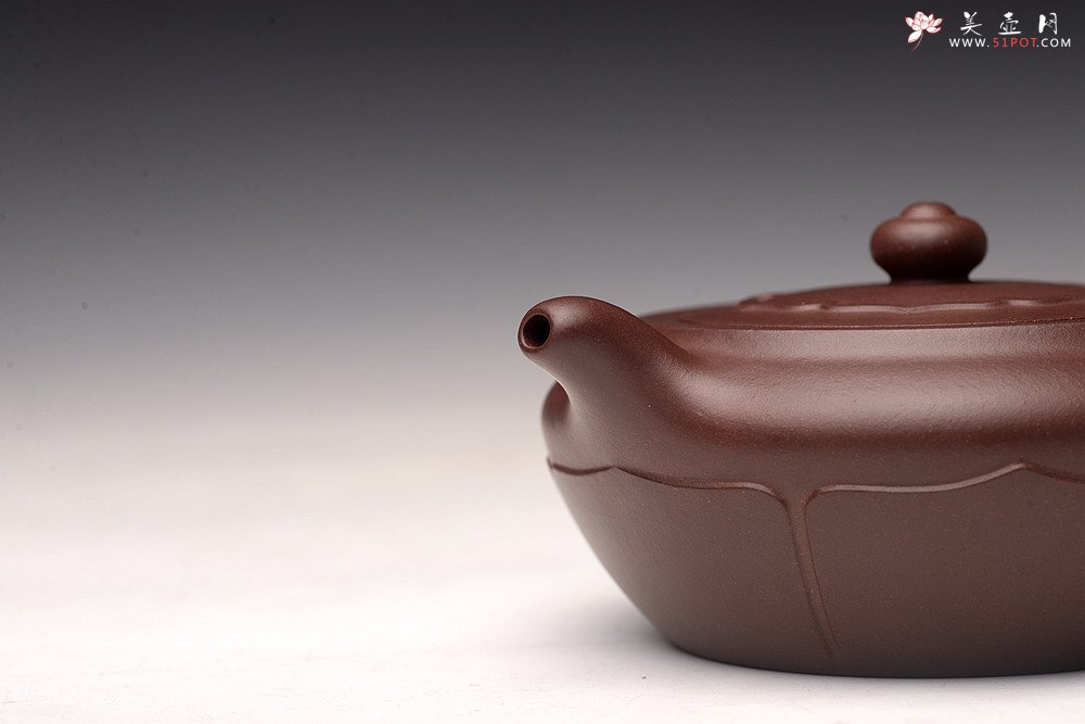 紫砂壶图片：大口实用 唐彬杰款 美壶特惠 莲花矮僧帽 细节处理到位  - 美壶网