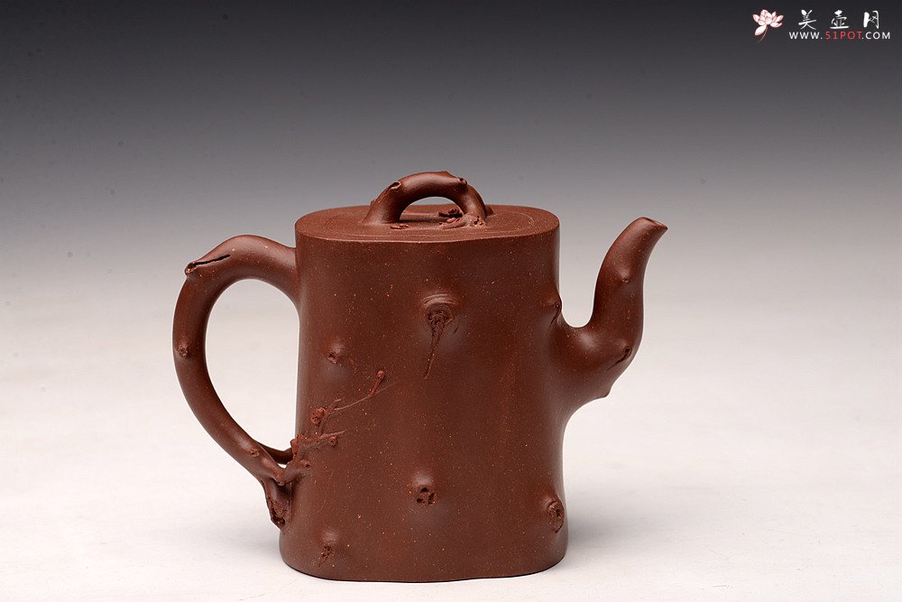 紫砂壶图片：单志萍丙申春精品 雄厚老辣 进步明显 全手混方梅桩 立体贴花 - 美壶网