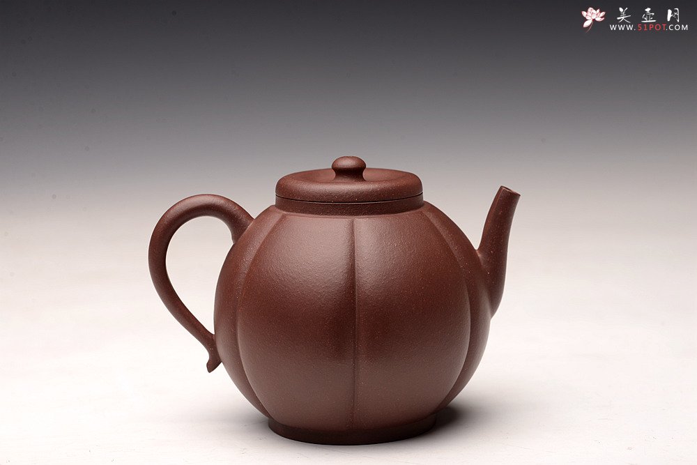 紫砂壶图片：周斌丙申春全手新作 别具韵味筋纹 高俊耐品~  丕饮 仅一只 - 美壶网