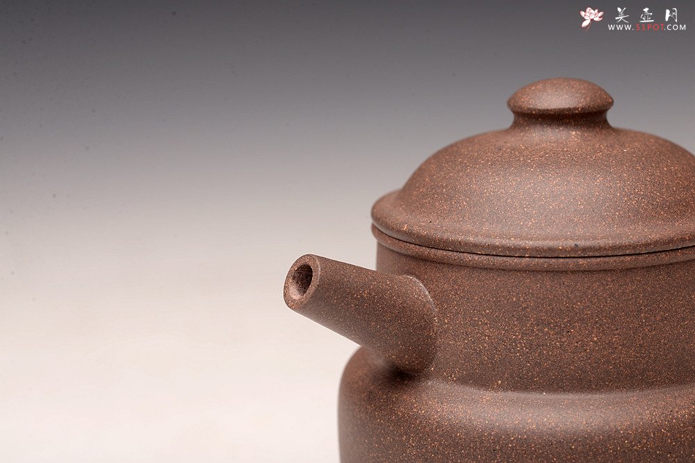 紫砂壶图片：淞庐全手新作 端庄沉稳 文气 高执 - 美壶网