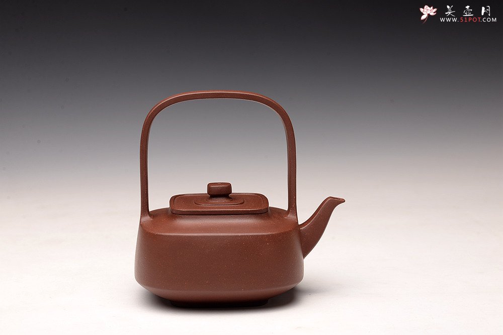 紫砂壶图片：于洪跃丙申初夏新品 单片拍打 挺拔俊秀 柔中带刚 四方提璧  - 美壶网