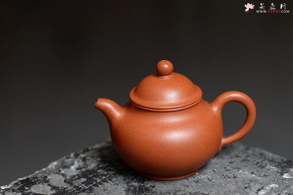 紫砂壶图片：超级实用油润降坡泥之潘壶 手工练泥仅此一把 - 美壶网