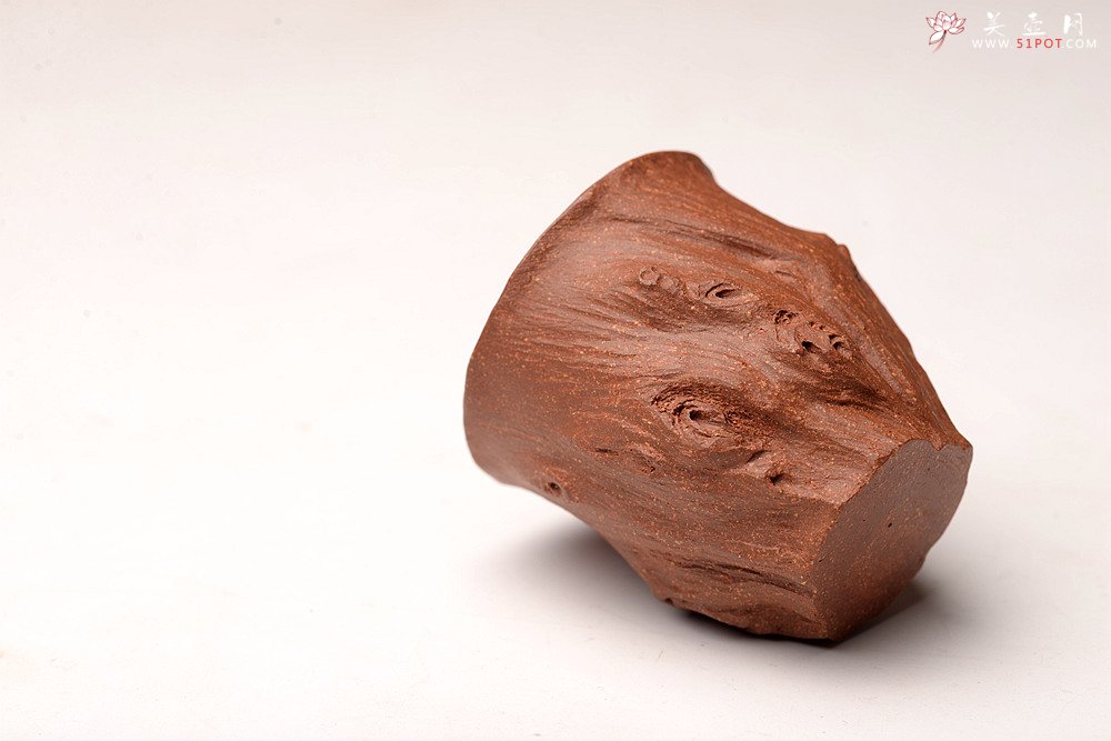 紫砂壶图片：美壶定制 精品全手树桩杯  优质降坡泥 文气把玩 - 美壶网