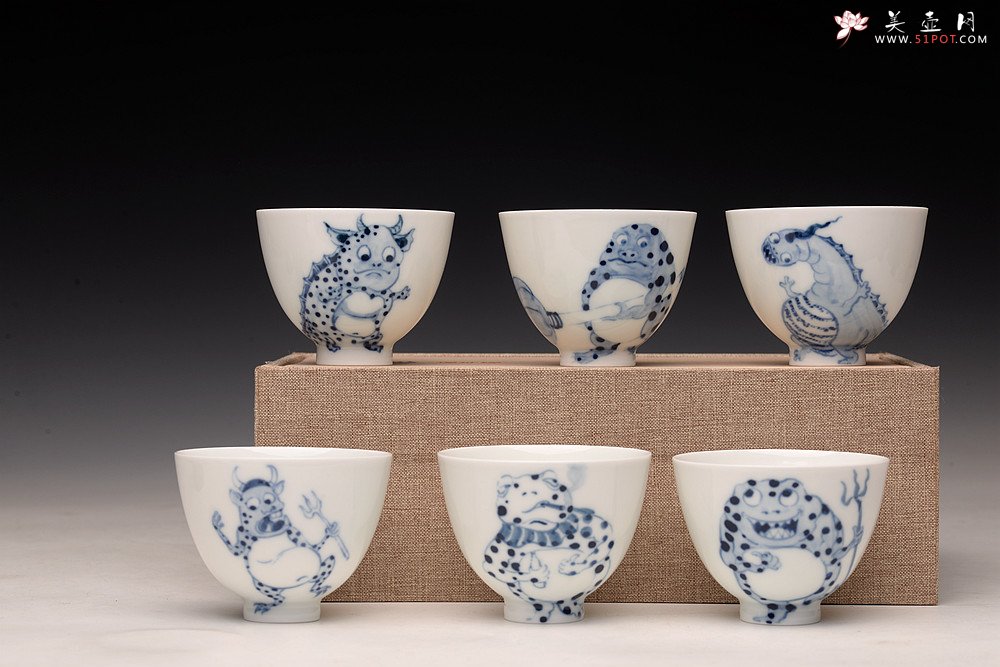 紫砂壶图片：大生（姜寅）玩瓷 小怪兽系列 趣味十足 ~ 品茗对杯 - 美壶网