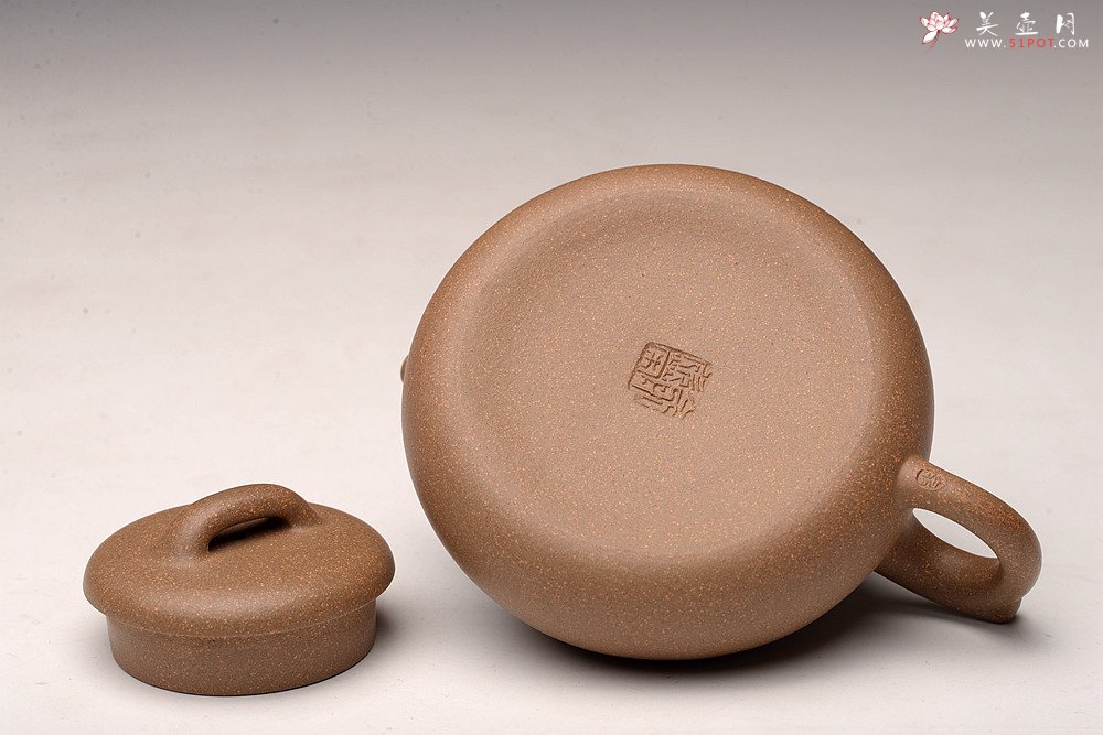 紫砂壶图片：大口扁腹 超级实用 美壶特惠 段泥飞泉 - 美壶网