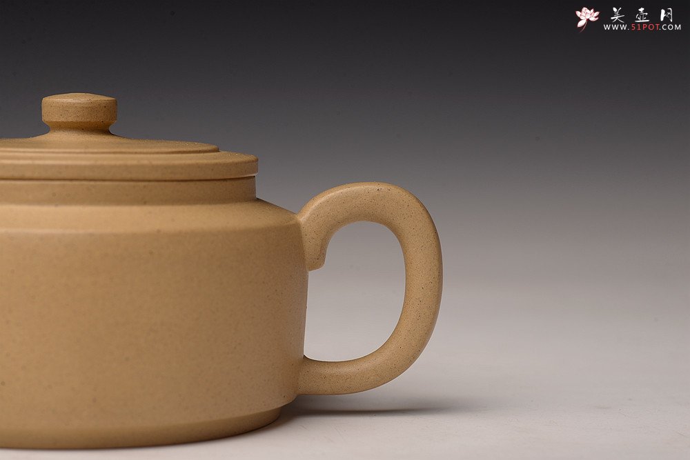 紫砂壶图片：耿其群全手精品 单片拍打 纯净本绿 传统经典 周盘 - 美壶网