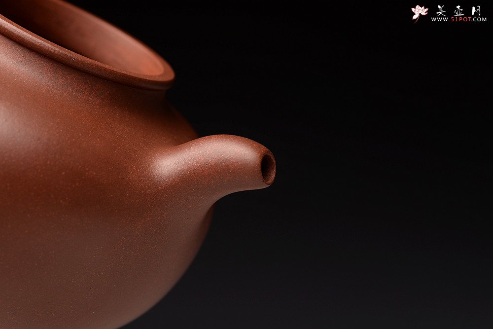 紫砂壶图片：顾小英丙申初夏 全手大亨掇球 优质老紫泥 亭亭玉立 精品佳作 - 美壶网