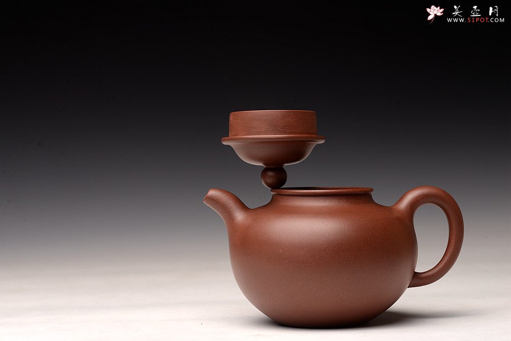 紫砂壶图片：顾小英丙申初夏 全手大亨掇球 优质老紫泥 亭亭玉立 精品佳作 - 美壶网
